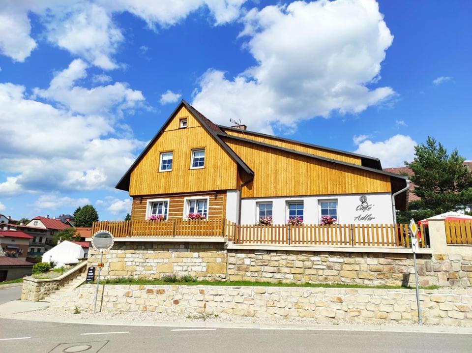 Penzion Adler Hotel Police nad Metují Kültér fotó